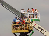 014tc.pr.jpg (68295 bytes)
